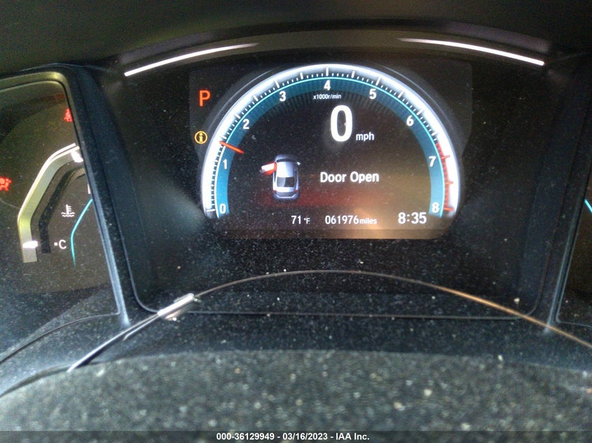 VIN 19XFC2F68JE005609 2018 HONDA CIVIC SEDAN LX