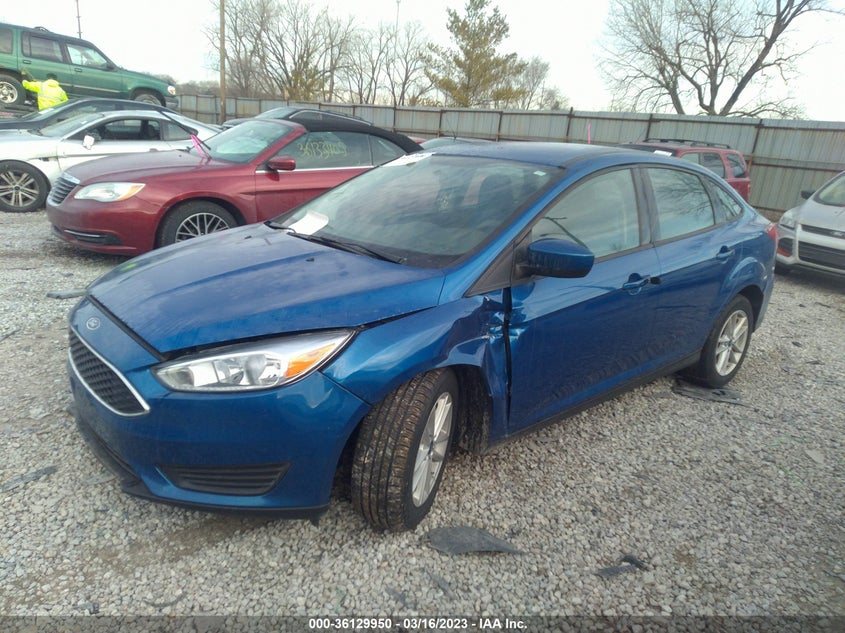 VIN 1FADP3F24JL286304 2018 FORD FOCUS SE