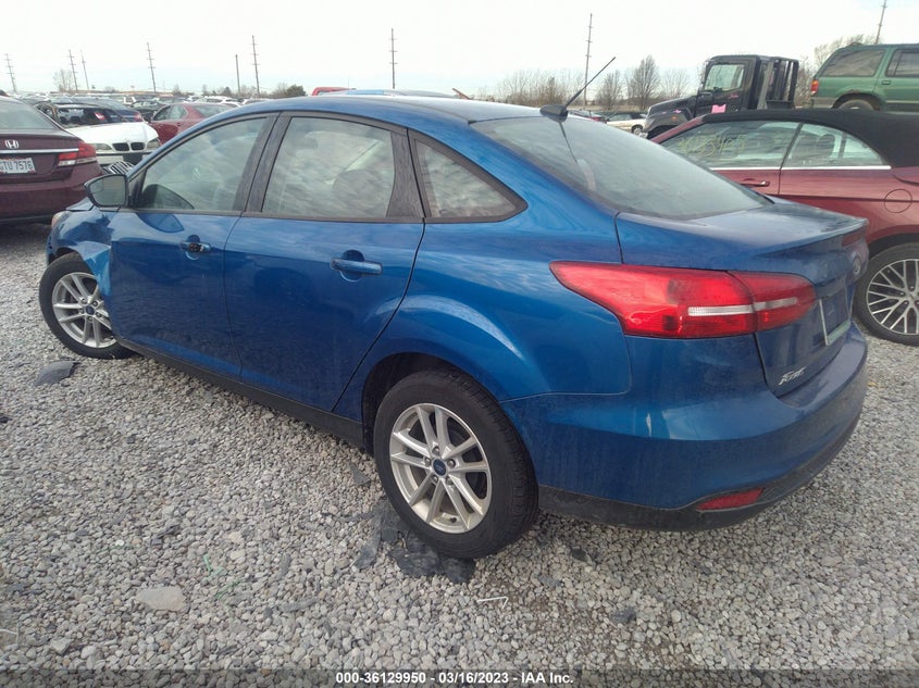 VIN 1FADP3F24JL286304 2018 FORD FOCUS SE