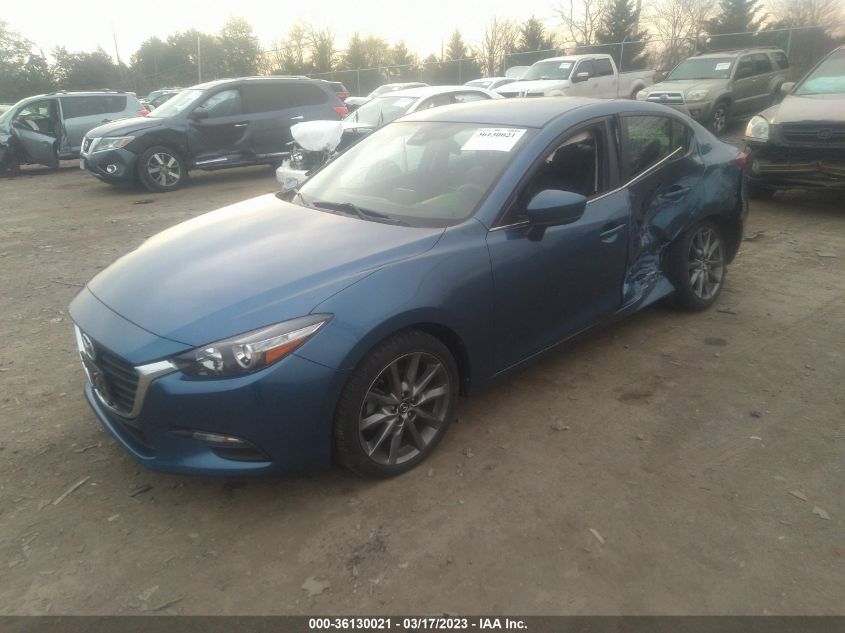 2018 MAZDA MAZDA3 4-DOOR TOURING 3MZBN1V30JM214050