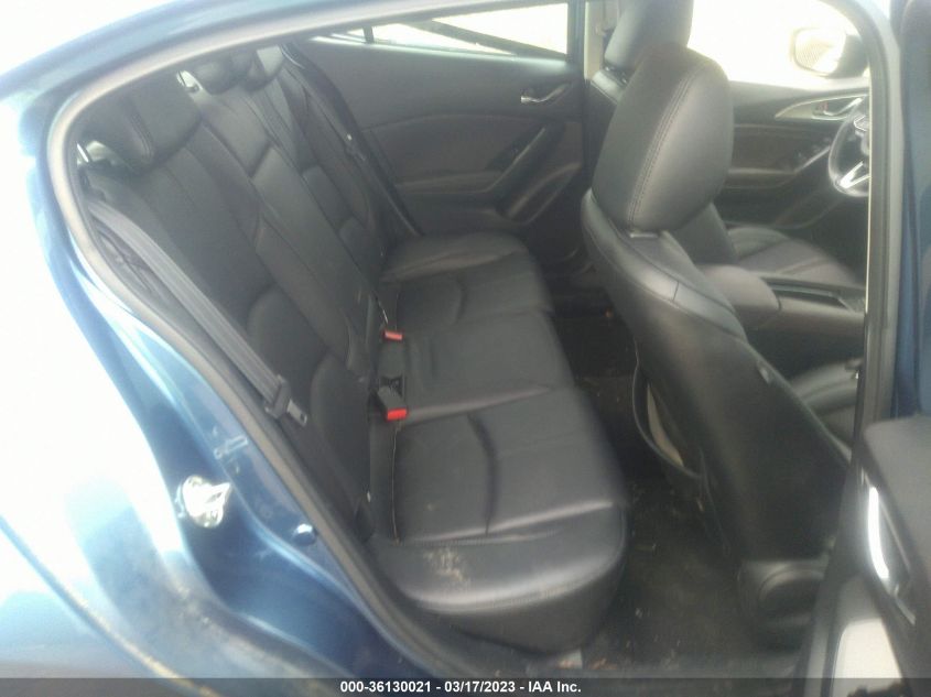 2018 MAZDA MAZDA3 4-DOOR TOURING 3MZBN1V30JM214050