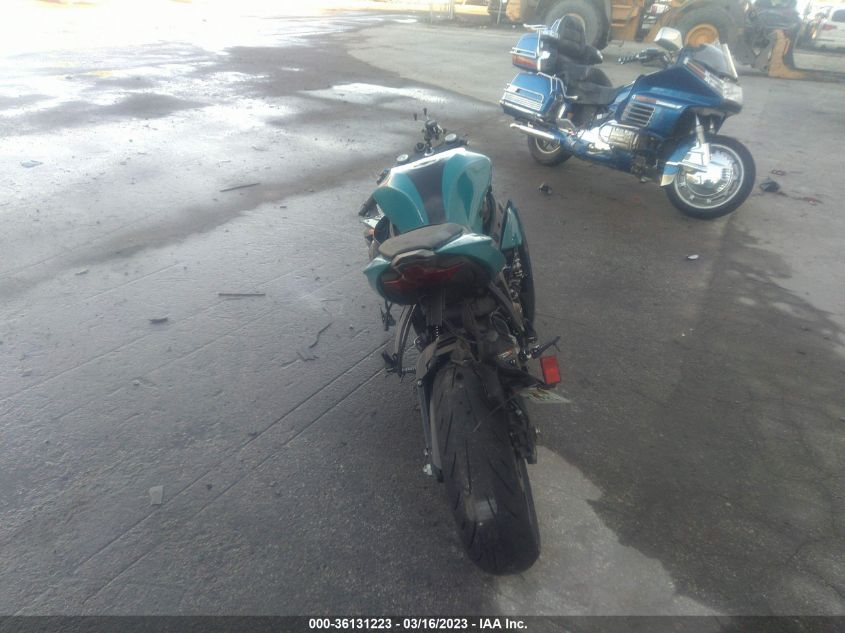 2021 KAWASAKI ZX636 K JKBZXJH18MA008195