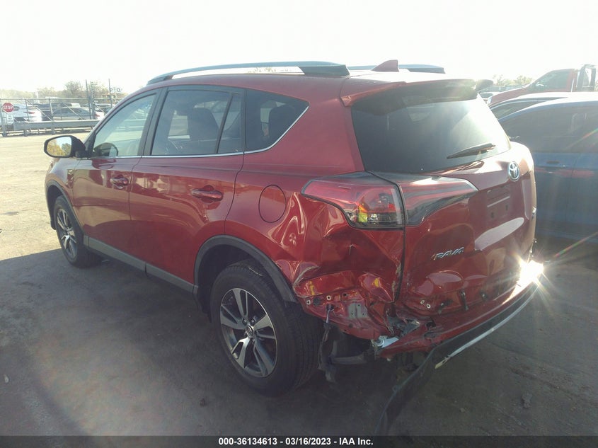 VIN JTMWFREV7HJ143759 2017 TOYOTA RAV4 XLE
