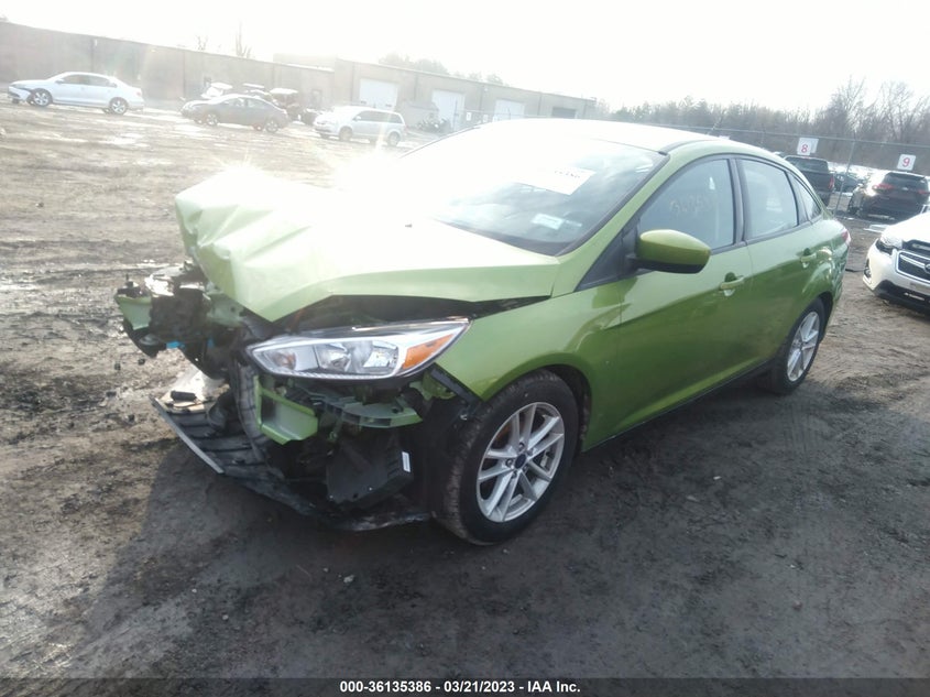 VIN 1FADP3F2XJL238600 2018 FORD FOCUS SE