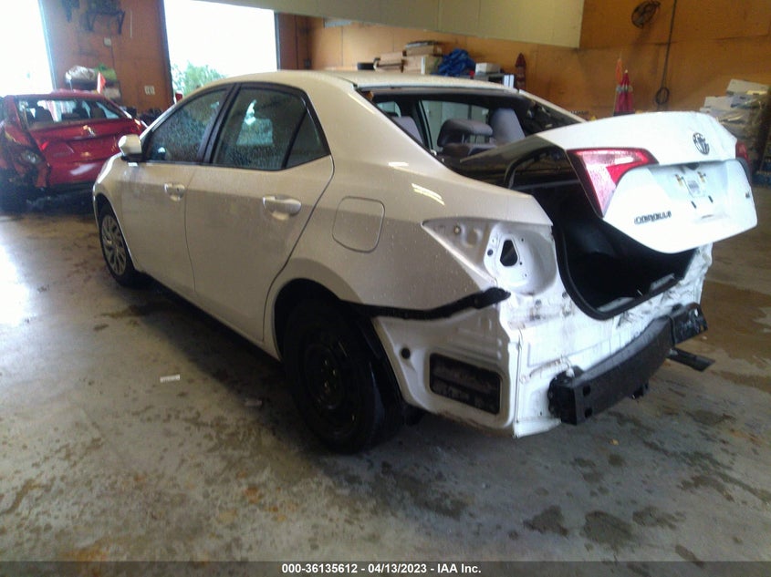VIN 2T1BURHE4KC210613 2019 TOYOTA COROLLA LE