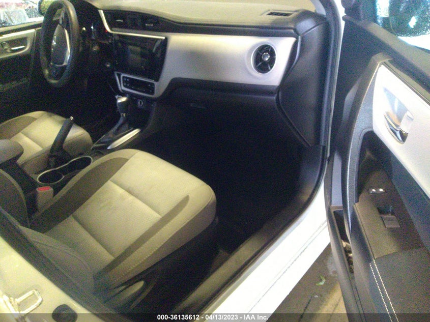 VIN 2T1BURHE4KC210613 2019 TOYOTA COROLLA LE