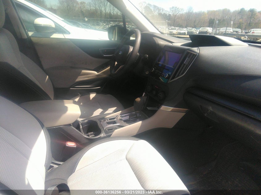 VIN JF2SKACC3KH474335 2019 SUBARU FORESTER