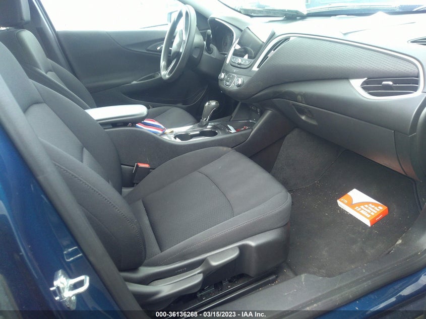 VIN 1G1ZC5ST8KF137229 2019 CHEVROLET MALIBU LS