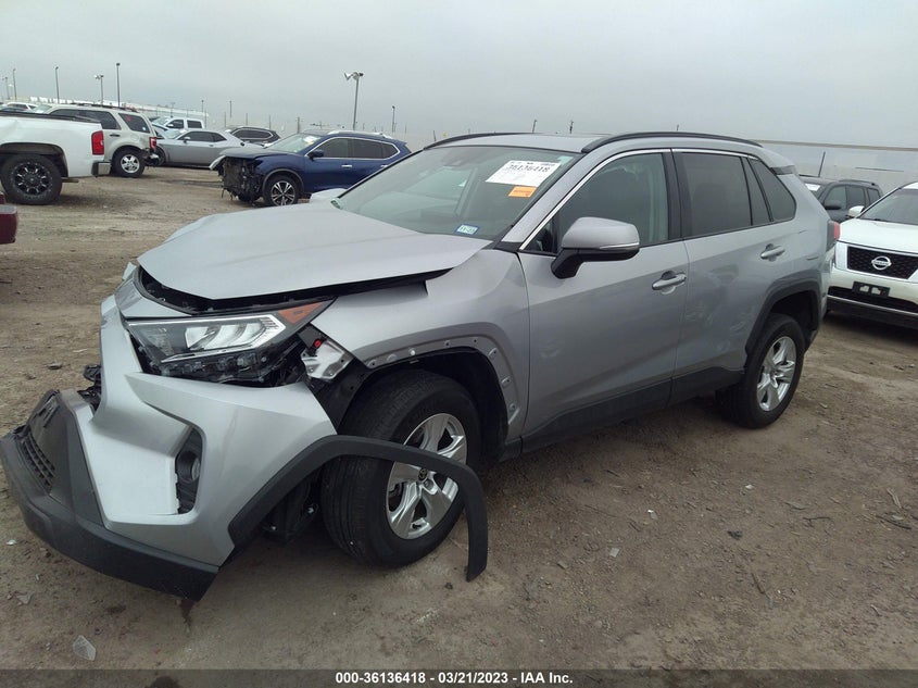 VIN 2T3W1RFV2MW178122 2021 TOYOTA RAV4 XLE