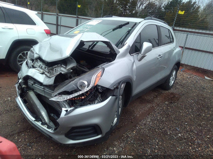 VIN 3GNCJLSB9JL262878 2018 CHEVROLET TRAX LT