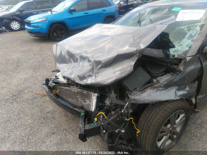 VIN 5NPD84LF7JH274978 2018 HYUNDAI ELANTRA SEL
