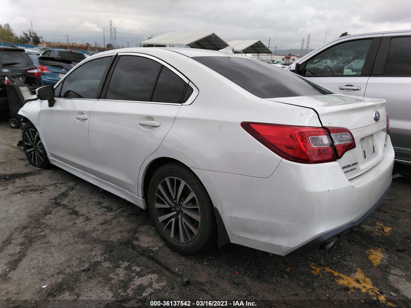 VIN 4S3BNAC61J3041365 2018 SUBARU LEGACY PREMIUM