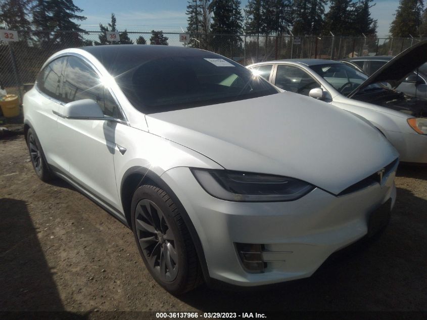 2018 TESLA MODEL X 75D/100D/P100D - 5YJXCBE20JF136790