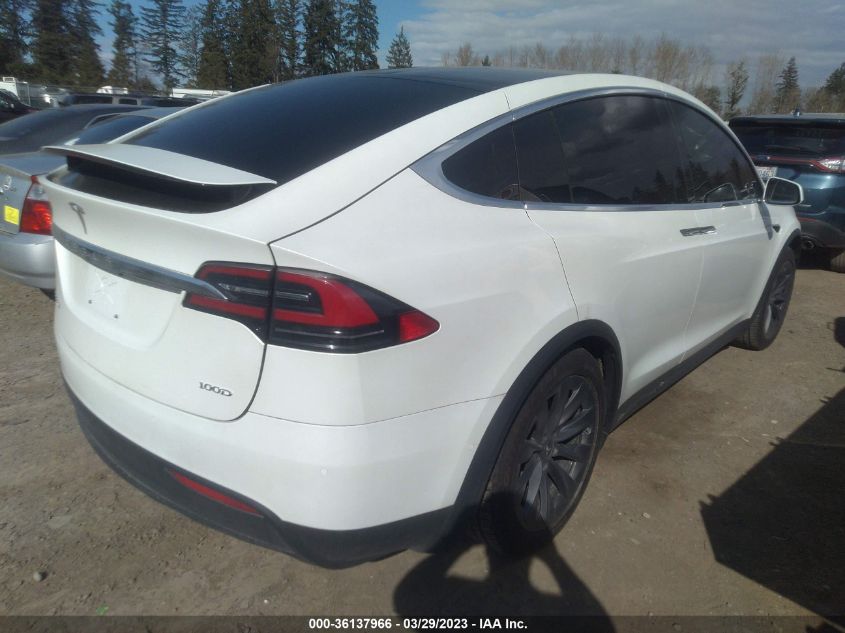 2018 TESLA MODEL X 75D/100D/P100D - 5YJXCBE20JF136790