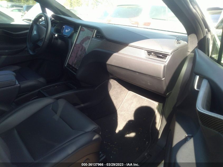 2018 TESLA MODEL X 75D/100D/P100D - 5YJXCBE20JF136790