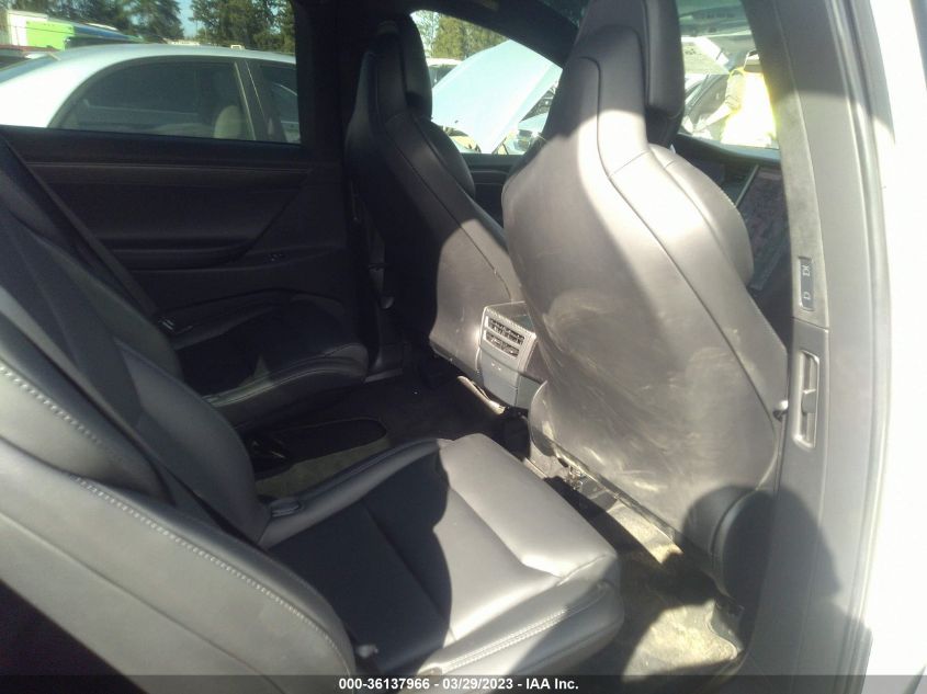 2018 TESLA MODEL X 75D/100D/P100D - 5YJXCBE20JF136790