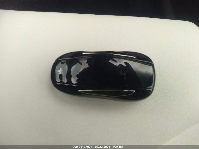 2017 TESLA MODEL X 90D/75D/100D - 5YJXCBE20HF055380