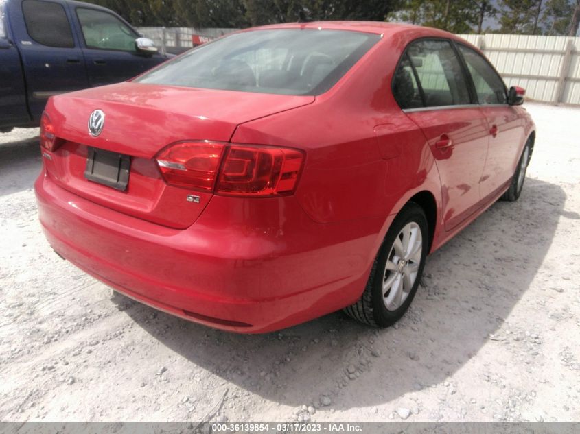 2014 VOLKSWAGEN JETTA SEDAN SE W/CONNECTIVITY 3VWD17AJ5EM238796
