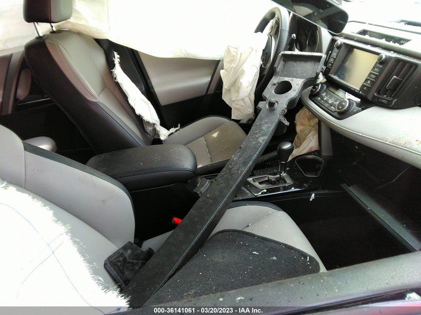 VIN JTMYFREV2JD111167 2018 TOYOTA RAV4 LIMITED/PLATINUM