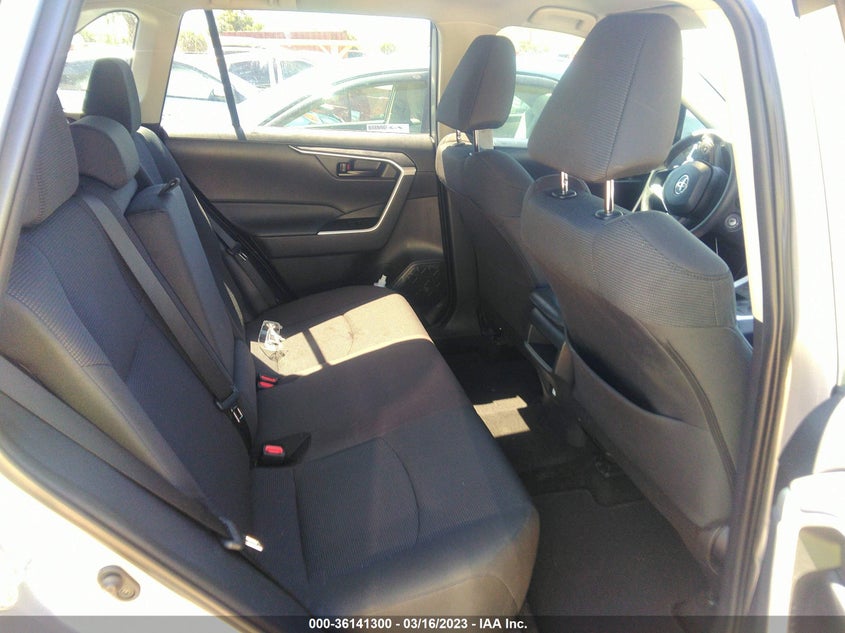VIN 2T3H1RFV2MC147415 2021 TOYOTA RAV4 LE