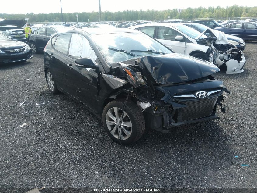 2013 HYUNDAI ACCENT SE - KMHCU5AE9DU102450