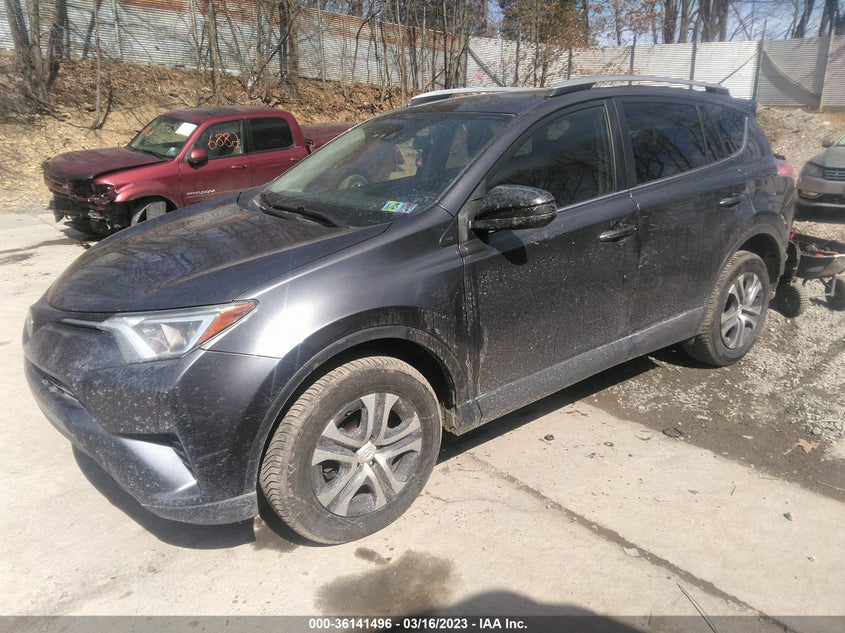 VIN JTMBFREV9HJ710018 2017 TOYOTA RAV4 LE