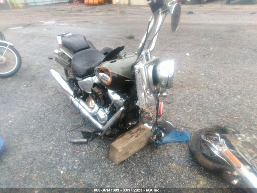 2021 HARLEY-DAVIDSON FLHC 1HD1YAJ14MB032548