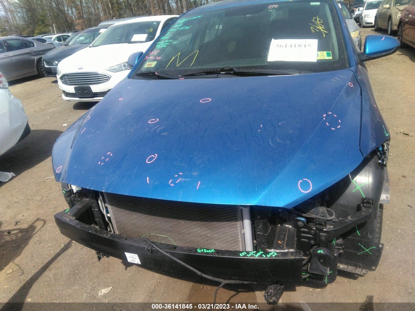 VIN 5NPD84LF2JH252807 2018 HYUNDAI ELANTRA SEL