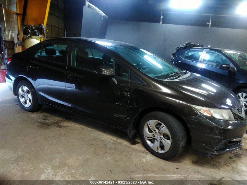 2013 HONDA CIVIC SDN LX - 2HGFB2F54DH575370