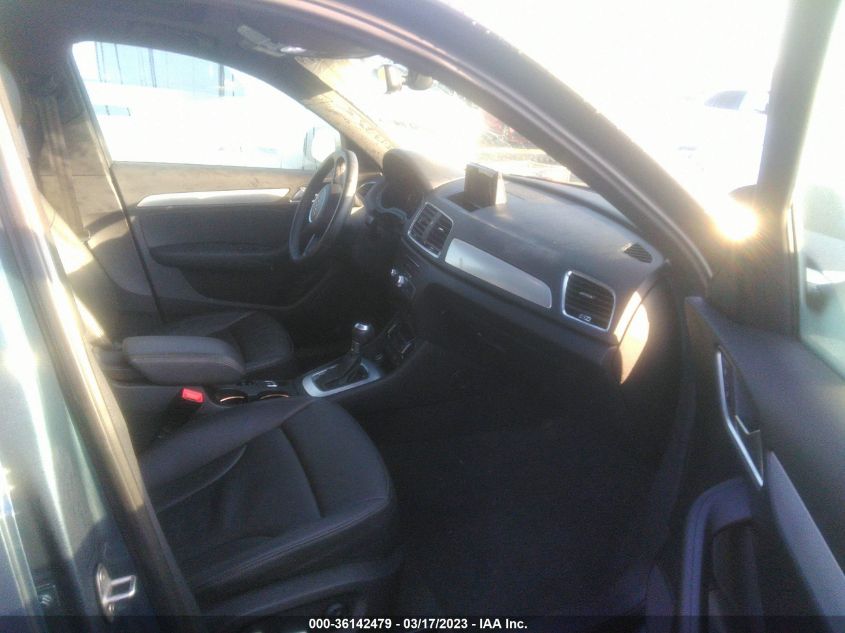 VIN WA1BCCFS1JR002311 2018 AUDI Q3 PREMIUM/SPORT PREMIUM