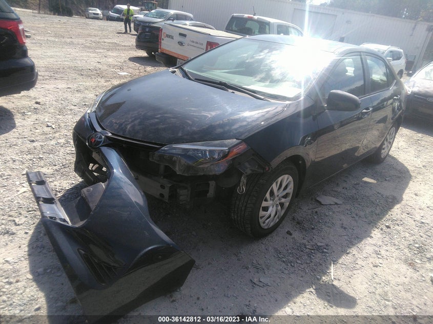 VIN 2T1BURHE1JC071684 2018 TOYOTA COROLLA LE
