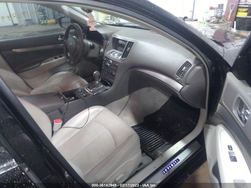 2015 INFINITI Q40 JN1CV6AR4FM522097