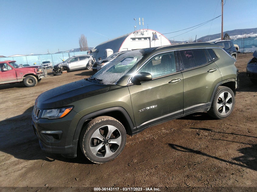 VIN 3C4NJDBB1JT104073 2018 JEEP COMPASS LATITUDE