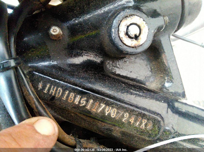 2007 HARLEY-DAVIDSON FLSTC - 1HD1BW5117Y072418