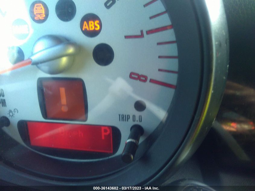 2013 MINI CONVERTIBLE COOPER WMWZN3C52DT568530