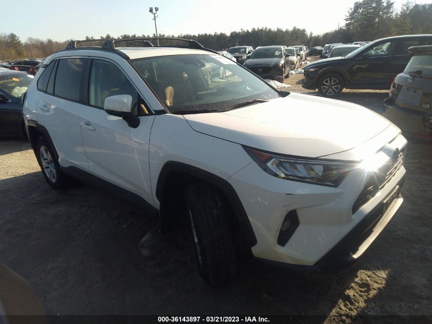 2020 TOYOTA RAV4 XLE - 2T3P1RFV0LC136861