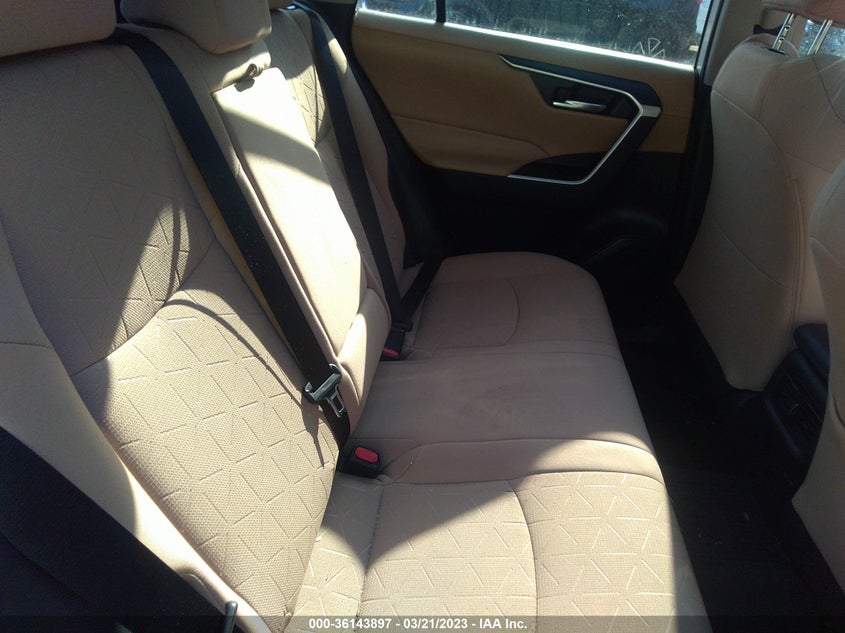 VIN 2T3P1RFV0LC136861 2020 TOYOTA RAV4 XLE