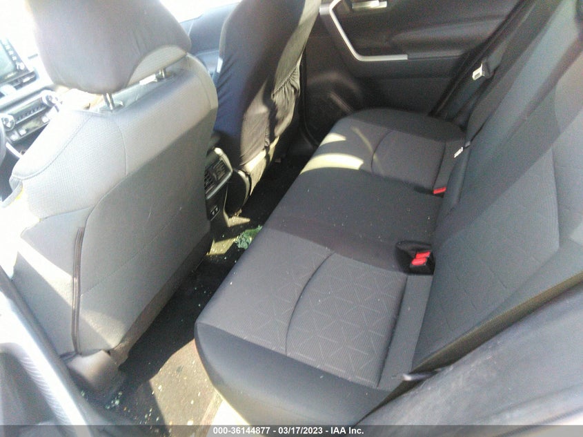 VIN JTMP1RFVXKJ020370 2019 TOYOTA RAV4 XLE