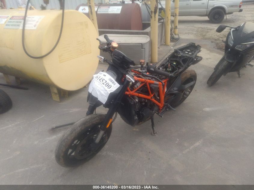 2016 KTM 1290 SUPER DUKE R - VBKV39401GM937503