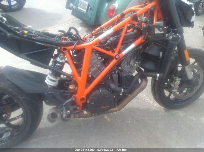 2016 KTM 1290 SUPER DUKE R - VBKV39401GM937503