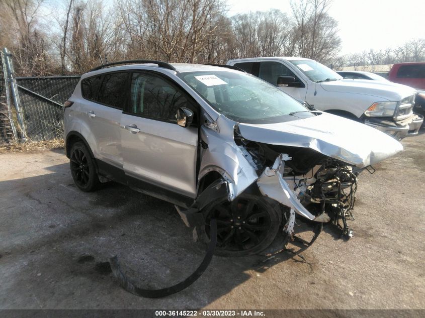 1FMCU0GD5JUD22309 FORD ESCAPE SE 2018