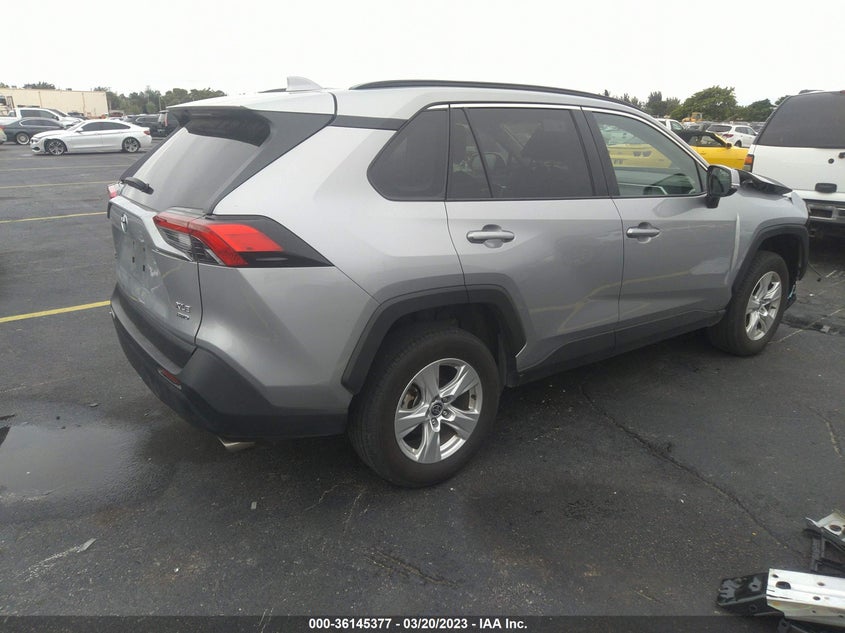 VIN 2T3P1RFV5MC248394 2021 TOYOTA RAV4 XLE