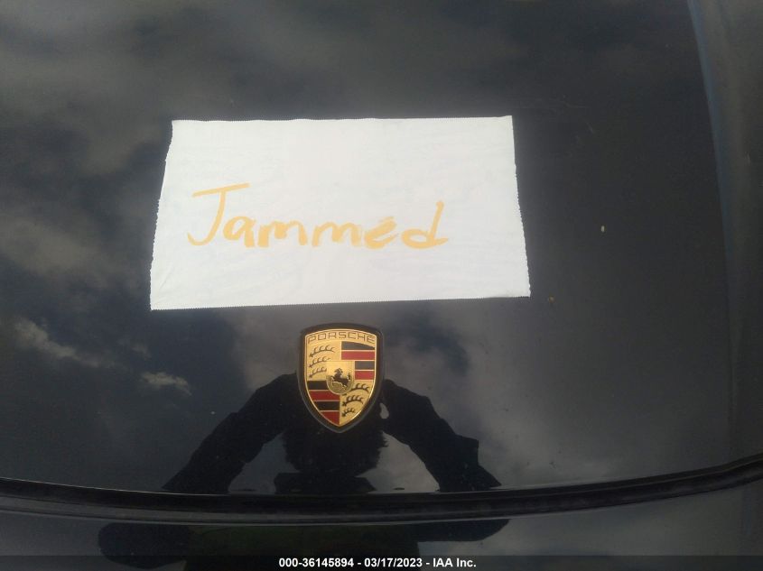 Фото: WP1AA2AY0KDA10331 - 10