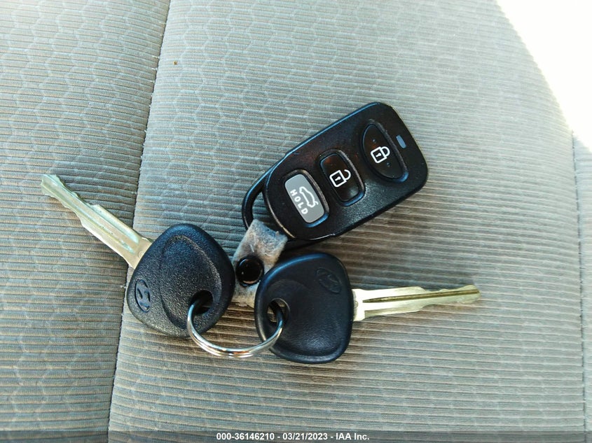 VIN 5NPD84LFXHH003536 2017 HYUNDAI ELANTRA SE