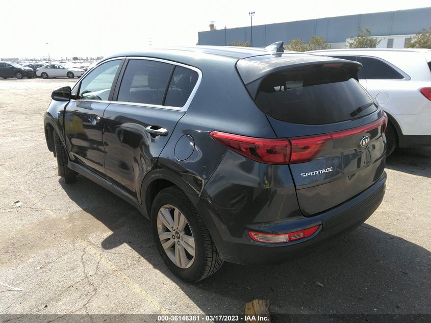 VIN KNDPMCAC2J7455700 2018 KIA SPORTAGE LX
