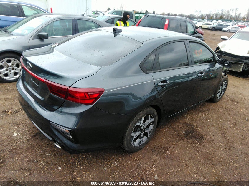 VIN 3KPF24AD2LE147719 2020 KIA FORTE LXS