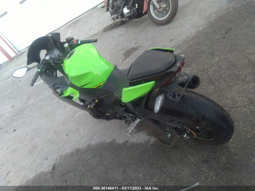 VIN JKAEXKG16JDA06176 2018 KAWASAKI EX400