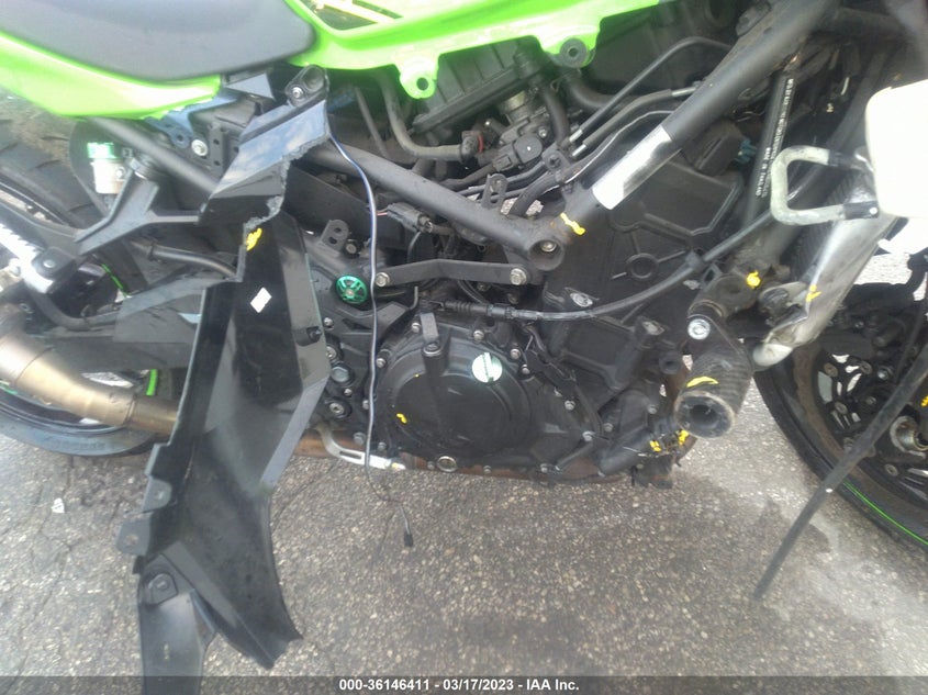 VIN JKAEXKG16JDA06176 2018 KAWASAKI EX400