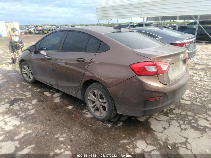 VIN 1G1BC5SM2K7114873 2019 CHEVROLET CRUZE LS