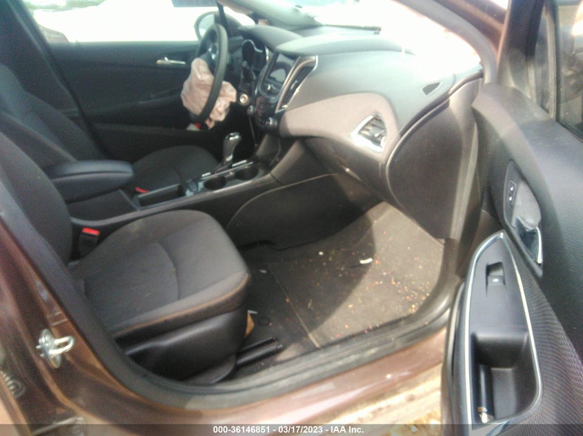 VIN 1G1BC5SM2K7114873 2019 CHEVROLET CRUZE LS